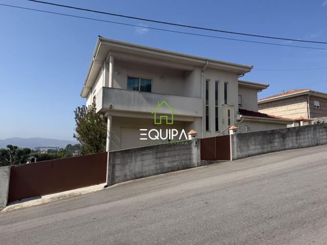 ANDAR MORADIA T2 EM CONDE GUIMARÃES