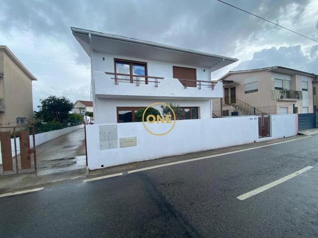 Andar Moradia T2 em Santo Tirso