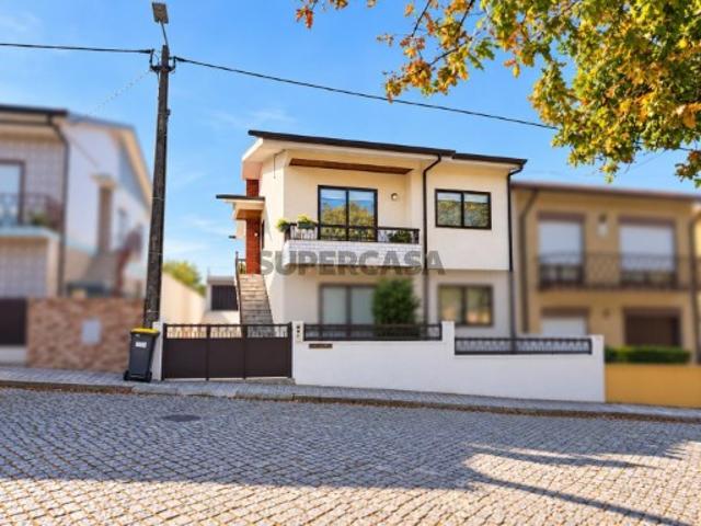 Andar Moradia T3 em Moreira, Maia Conforto, Privacidade e Excelente Localização