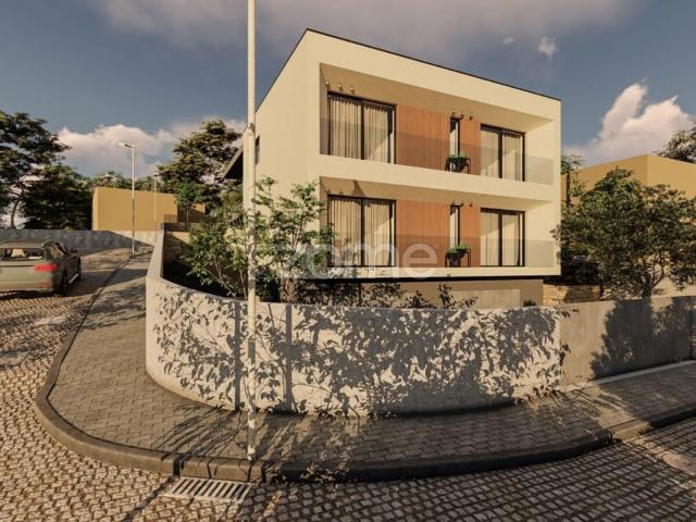 Andar Moradia T3 em Amares – Conforto, Modernidade e Espaço Exterior