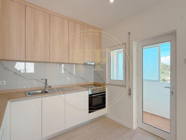 Andar Moradia T3 Renovado com 120 m² de Jardim e Garagem Dupla | Estação de Valadares