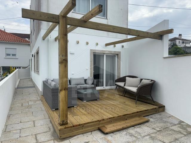 Andar Moradia, 4 quartos, Viana do Castelo, Areosa