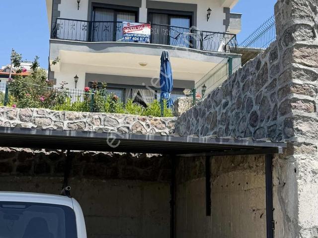 Çandarlı Bimeyko Da Deniz Adalar Doğa Manzarlı Satılık Villa