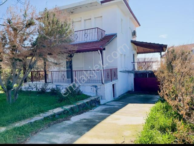 Çandarlı Bimeyko Da Satılık 3+1 Müstakil Villa