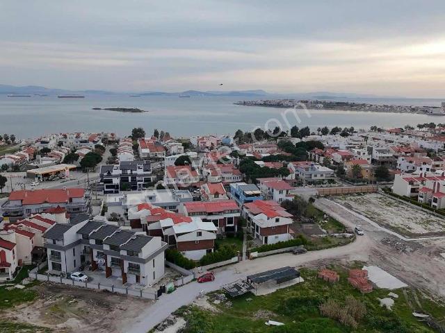 Çandarlı'da 3+1n Dublex Bahçeli Satlık Villa