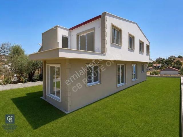 Çandarlıda 4+1 Çift Banyolu | Yeşil Alan Cepheli Sıfır Dubleks