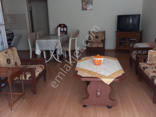 Çandarlı Sahilinde – Eşyalı Kiralık Daire
