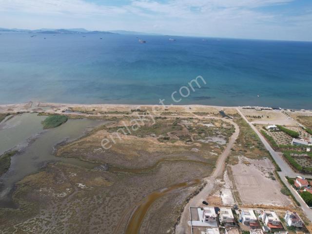 Çandarlı Tatil Köyünde Site İçerisinde 3+1 Deniz Manzaralı