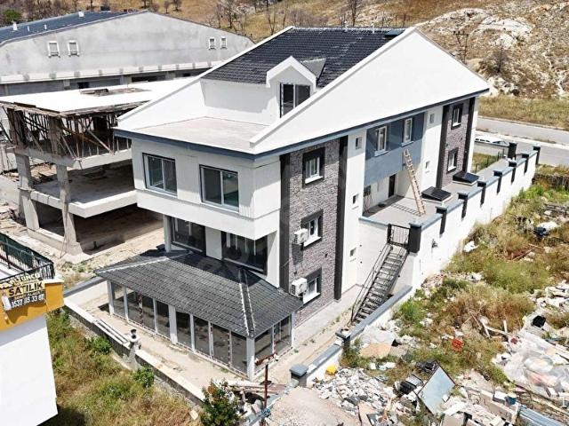 ÇANDARLI GİRİŞİNDE SATILIK 2+1 SIFIR DAİRE OTURUMA HAZIR