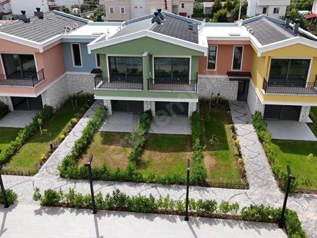 ÇANDARLI KALİA NUREM SUİTES'TE LÜKS HAVUZLU SATILIK 1+1 DAİRE