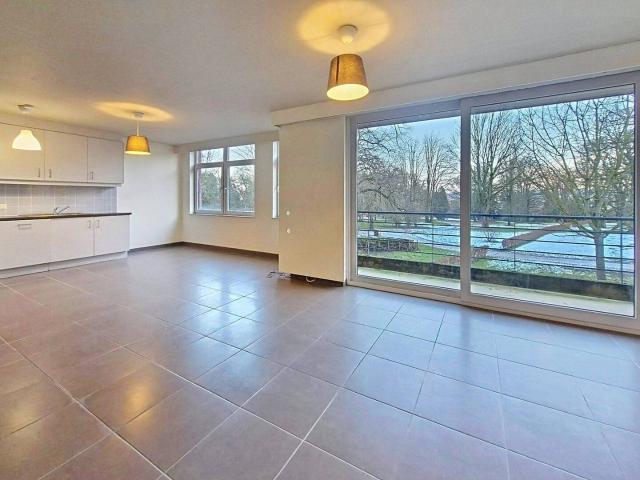 Anderlecht: 1 bedroom apartment 86m² + terraces + parking