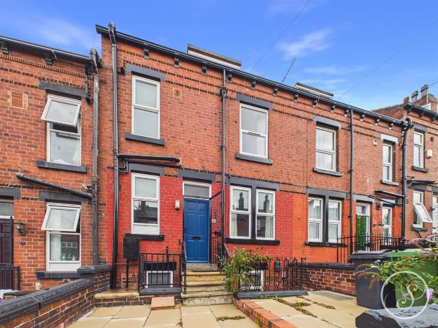 Anderson Avenue, Leeds LS8, 2 bed terraced house to rent, £950 pcm | PrimeLocation