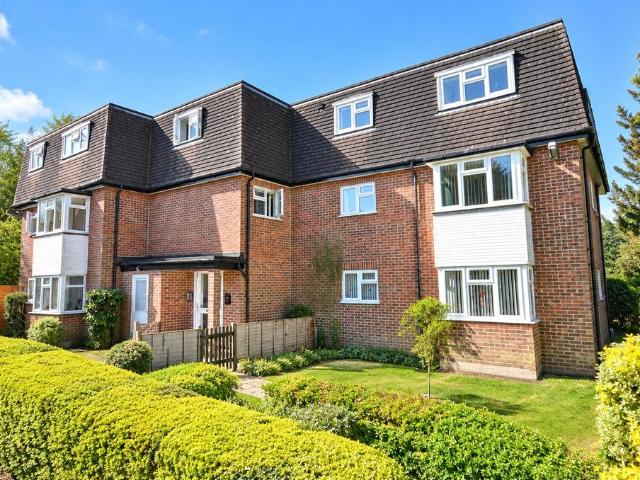 Anderson House, St Georges Road. 2 bed apartment to rent £1,500 pcm £346 pw