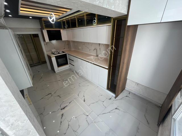 Andiçen Mahallesi'nden 3+1 Full Yapılı Fırsat Satılık Daire