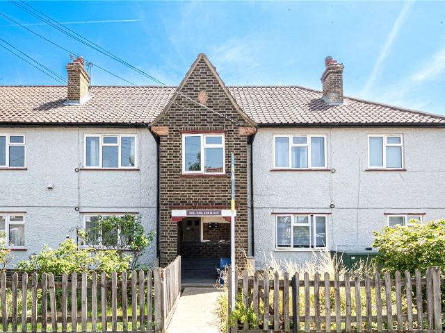 Andover Road, Twickenham TW2, 2 bed flat to rent, £1,750 pcm | PrimeLocation