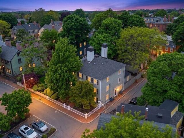 Andover St Unit B, Salem, Condo For Sale
