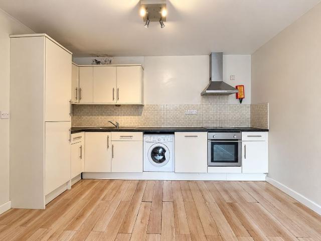 Andover Street, Leicester LE2, 2 bed flat to rent, £950 pcm | PrimeLocation