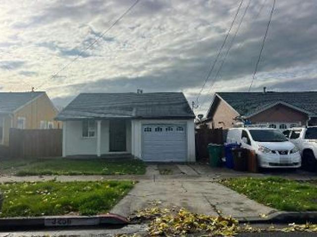 Andrade Ave
