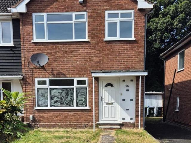 Andrew Road, West Bromwich 3 bed semi detached house to rent £1,200 pcm £277 pw