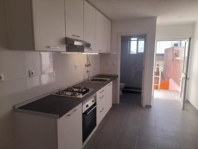 ANEXO T1 em 1º andar, REMODELADO COMO NOVO
