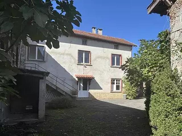 Anères 65150 Achat / Vente maison 6 pièces t6 au dernier étage parking