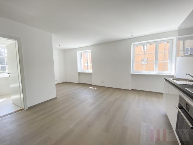 ANFRAGEN BITTE NUR PER MAIL 2 ZIMMER / ITZLING ZENTRAL