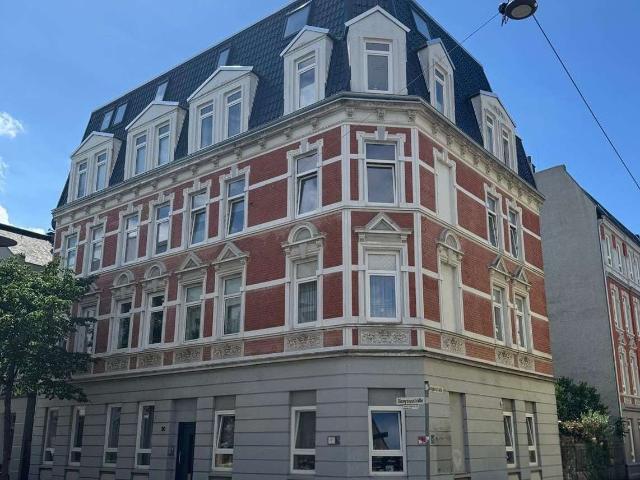 Anfragen nur per E Mail. 3 Zimmer Wohnung mit Balkon