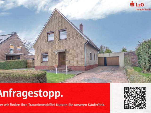 Anfragestopp: Sanierungsbedürftiges Wohnhaus auf großem Grundstück in begehrter Lage