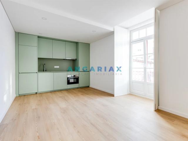 ANG1526 Apartamento T1 para Arrendamento em Leiria