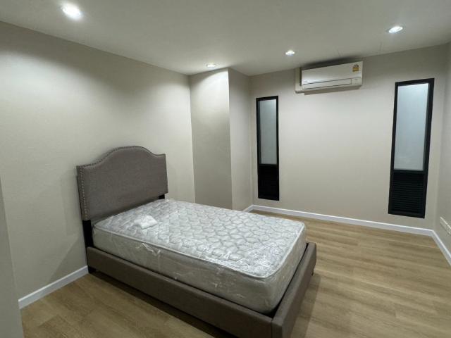 ว่างพร้อมอยู่! DS Tower1. 4นอน 236ตร.ม. Line id: @pfagent