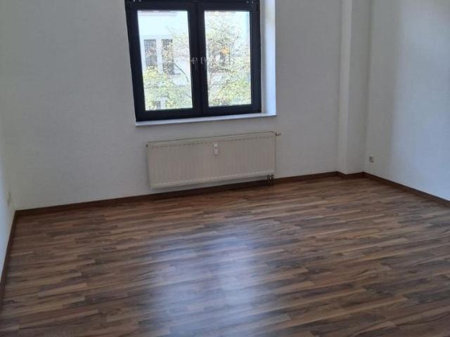 Angebot freundliche helle 4 R Wohnung mit BLK. im 2.OG ca.105 in MD Alte Neustadt zu vermieten