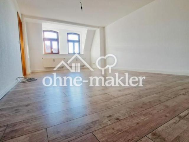 Angebotspreis Gemütliche 3 Raum Wohnung mit Balkon in der Südstadt