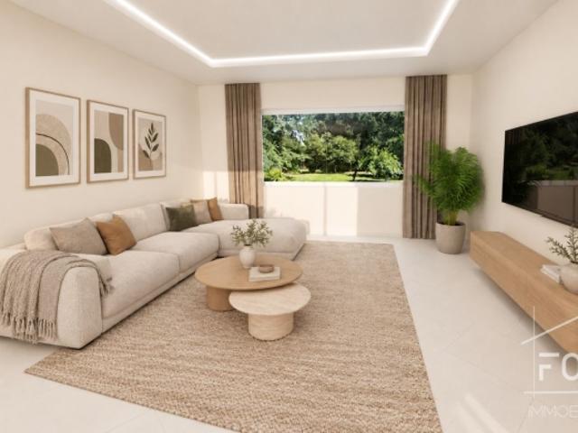 Angebaute Villa am Ende, 4,5 Zimmer mit herrlichem Blick