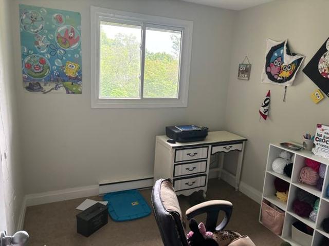 Angel Edwards Has an Apartment