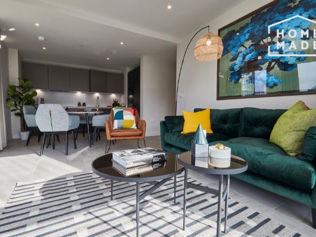 Angel Gardens, M4 2 bed flat to rent £1,700 pcm £392 pw