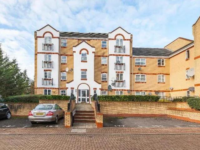 Angelica Drive, London, E6 6NT, United Kingdom | 2 bed apartment for rent #140654900 | Rentberry
