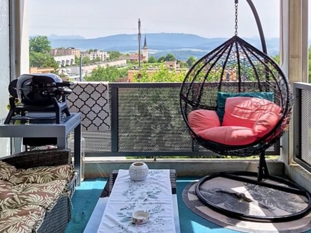 Schöne 4.5 Zimmer Wohnung mit Balkon in Villars sur Glâne