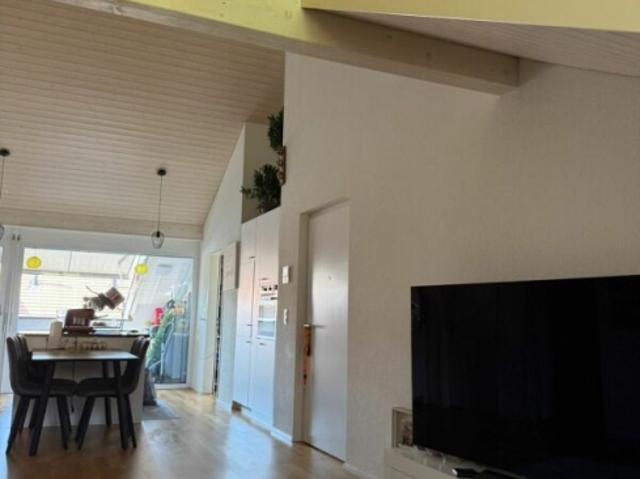 Angenehme Wohnung mit 4,5 Zimmern