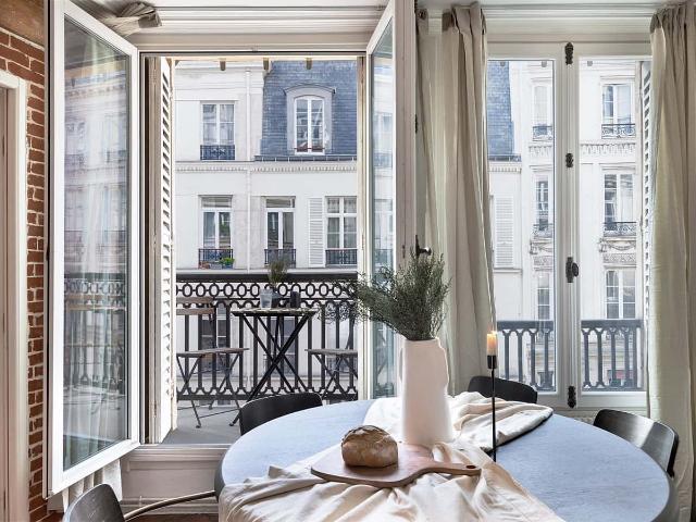Angers 1 chambre et balcon aux Halles