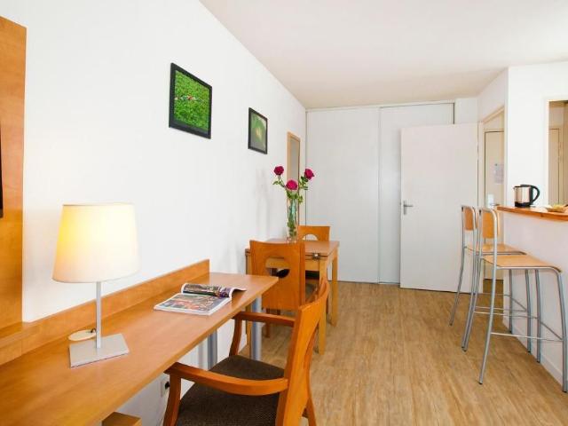 Angers Beautiful 1 BR apartment steps away from the center city