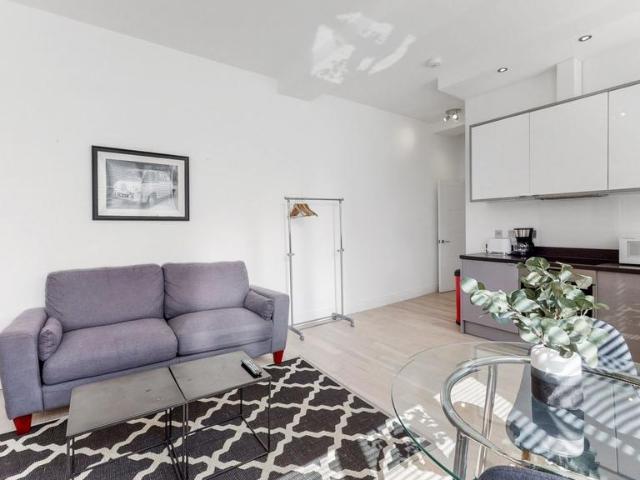 Anglers Lane, NW5 1 bed apartment to rent £2,250 pcm £519 pw