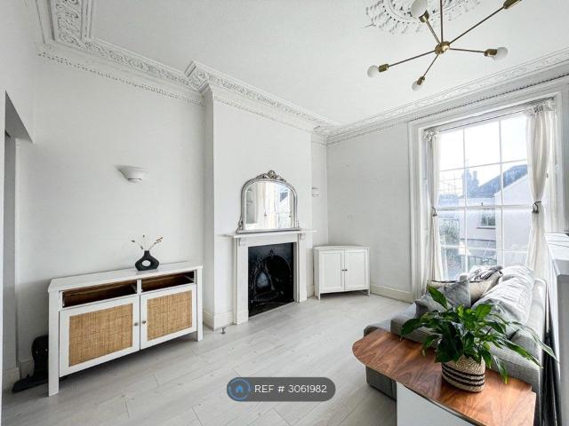 Anglesea Place, Bristol BS8, 1 bed flat to rent, £1,550 pcm | PrimeLocation