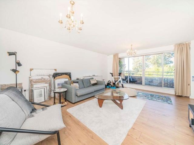 Anglesea Road, KT1, London