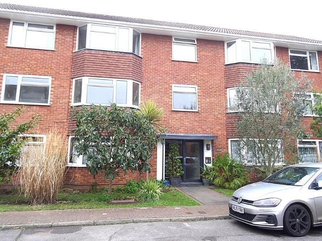 Anglesea Road, London, KT1 2ET, United Kingdom | 2 bed apartment for rent #138512768 | Rentberry