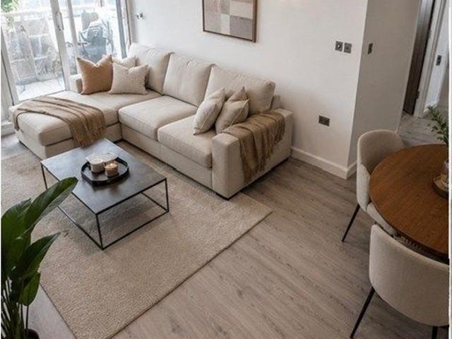 Anglesey House, London E14, 1 bed flat to rent, £2,200 pcm | PrimeLocation
