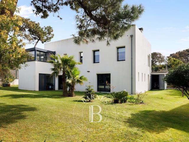 Anglet Chiberta, Très Belle Maison Contemporaine Avec Piscin. 248m² Anglet