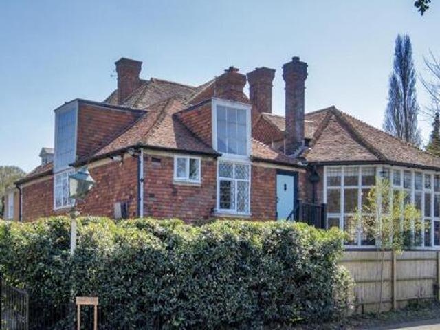 Angley Road, Cranbrook, 3 Bedroom Detached