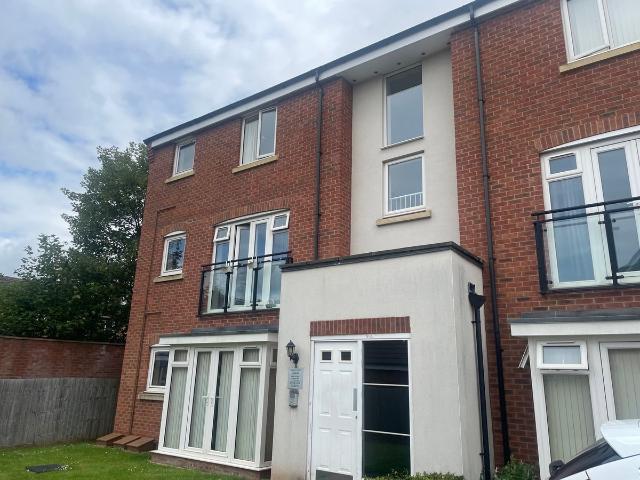 Anglian Way, Coventry CV3, 2 bed property to rent, £900 pcm | PrimeLocation