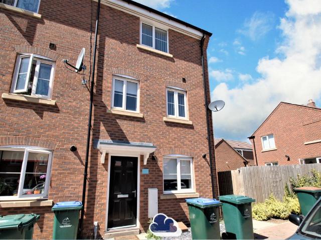 Anglian Way, Coventry CV3, 4 bed shared accommodation to rent, £1,400 pcm | PrimeLocation