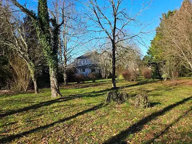 Angoisse 24270 Achat / Vente maison 5 pièces t5 au dernier étage
